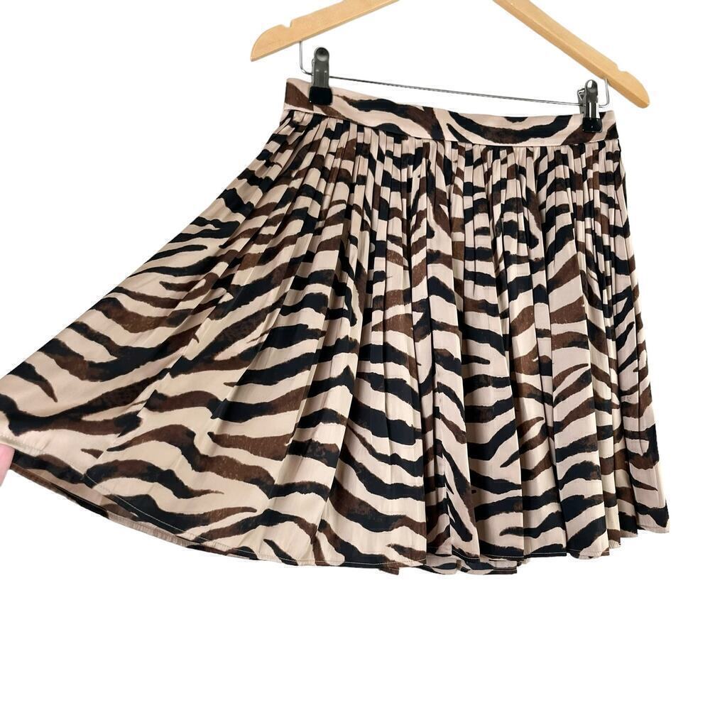 J.Crew Featherweight Satin Pleated Mini Skirt in Zebra Stripe‎ Brown Beige, Sz 2 - Picture 7 of 12